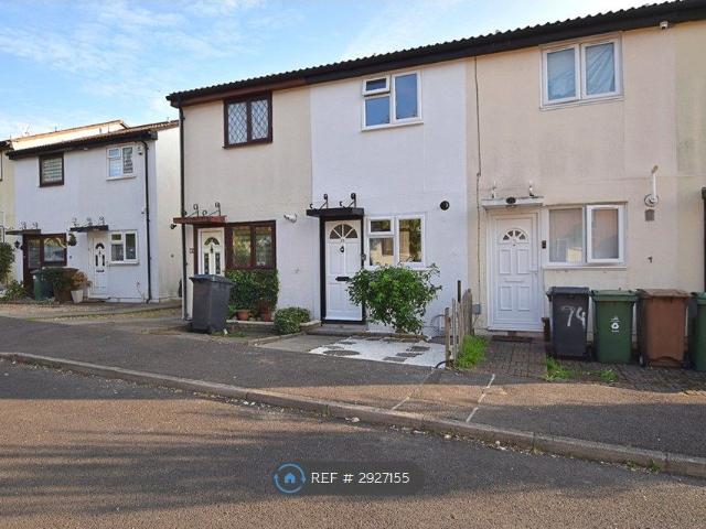 Stapleford Close, London E4, 2 bed terraced house to rent, £2,000 pcm | PrimeLocation