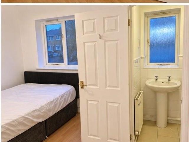 Star Lane, Orpington BR5 1 bed in a house share to rent £840 pcm £194 pw