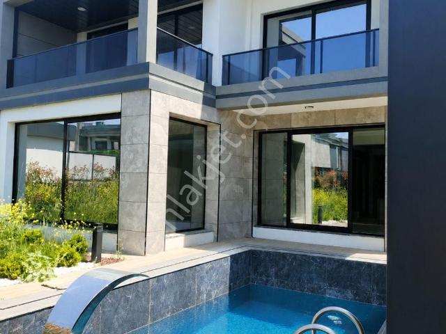 Star Yapı Villaları Satılık Ultra Lüks Dubleks Villa
