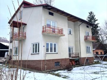 Dwurodzinny dom 225 m2 z osobnymi wejściami i piwnicą