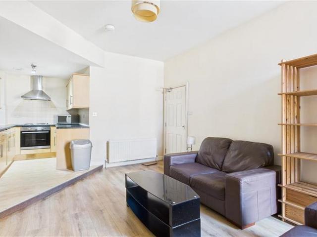 Starbeck Avenue, Newcastle Upon Tyne 3 bed flat to rent £1,625 pcm £375 pw