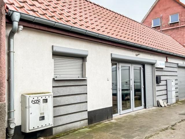 Zapraszam do obejrzenia przestronnego lokalu usługowego 64 m² w Stargardzie