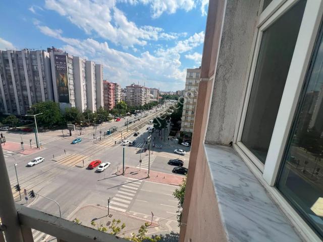 Star'dan Nalçacı Caddesinde Kiralık Boyası Yapılı Daire