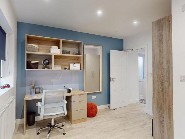 Stare Green, Coventry CV4 1 bed in a house share to rent £732 pcm £169 pw
