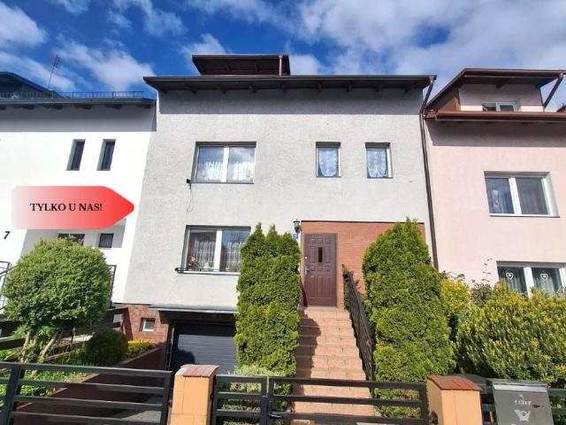 Przestronny dom 180 m² z garażem i dużą działką polecam!