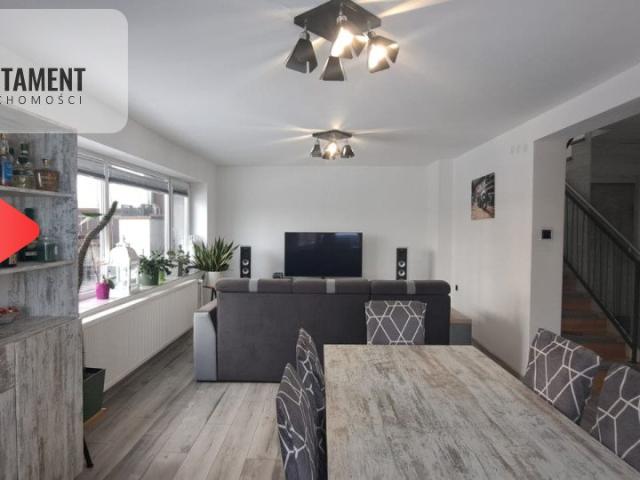 Do sprzedania przestronny dom 200 m² z dwupokojowym mieszkaniem