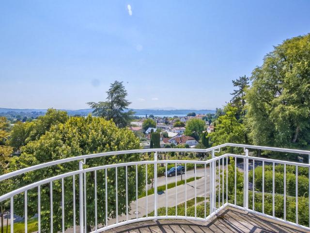 STARNBERG: DEN SEE UND DIE BERGE IMMER IM BLICK !