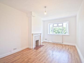 Starrett Court, Beecot Lane, Walton On Thames KT12, 2 bed flat to rent, £1,450 pcm | PrimeLocation