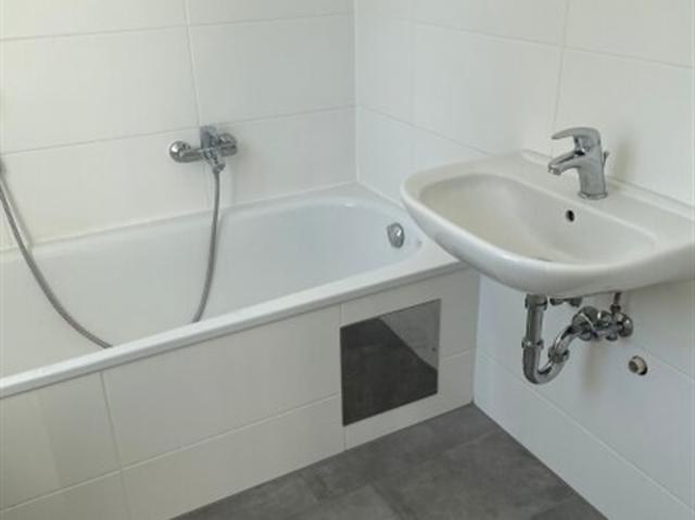 Starten Sie entspannt in Ihr neues Zuhause! Diese helle 3 Zimmerwohnung ist sofort verfügbar – inklusive Einzugsbonus und unbefristetem Mietvertrag.