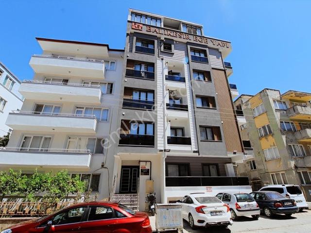 Startkey Yön Den Nef Yakını Merkezde Eşyalı Kiralık 2+0 Daire