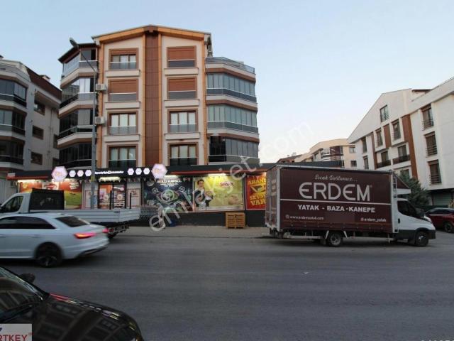 Startkey Yön Den Bahçeli Evler'de 4+1 Satılık Daire