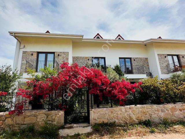 Startkey Pelit Datça Merkeze Yakın,ulaşımı Kolay Bahçe Katı 1+1
