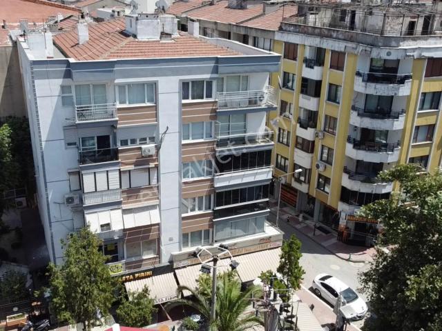 Startkey Platin'den Şehrin Kalbinde Bakımlı 3+1 Oturmaya Hazır!