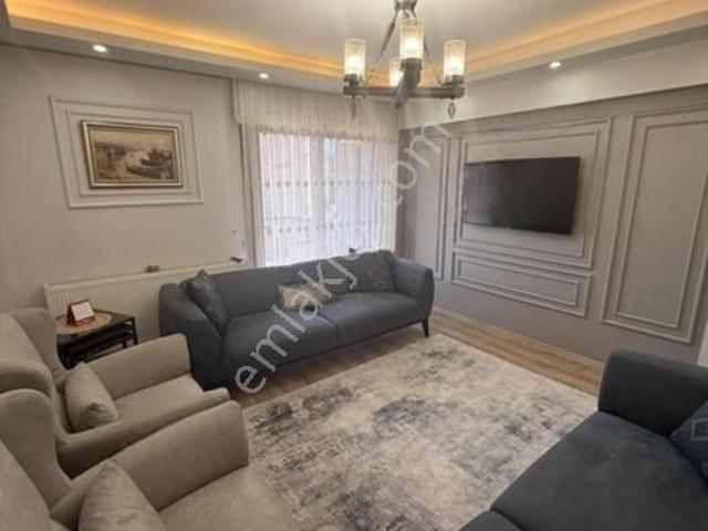 Startkey Star'dan Ptt Civarı Çarşı İçerisinde 2+1 Daire