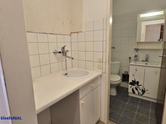 Startwohnung 1 Zimmer – toller Grünblick sanierungsbedürftig