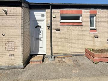 Stevenage Walk, Coventry CV2, 3 bed terraced bungalow to rent, £1,250 pcm | PrimeLocation