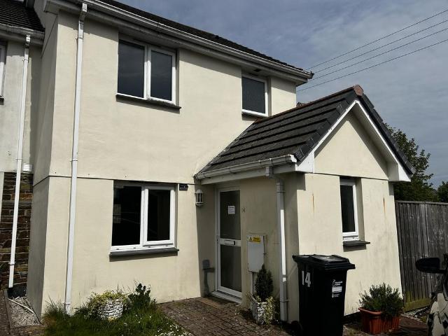 Stevens Court, St. Austell, PL26 3 bed house to rent £1,300 pcm £300 pw