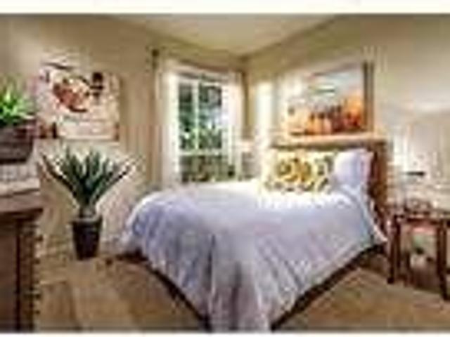 Stevenson Ranch superb Apartment nearby fine dining
