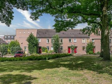 House te huur in Stevertsemolen - Parkeerplaats