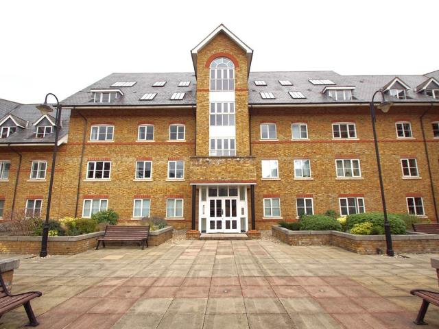 Stewart Place, Station Road, Ware, Hertfordshire SG12, 2 bed flat to rent, £1,500 pcm | PrimeLocation