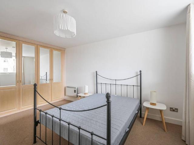 Stewart Street, London, E14 3ES, United Kingdom | 1 bed apartment for rent #139402294 | Rentberry