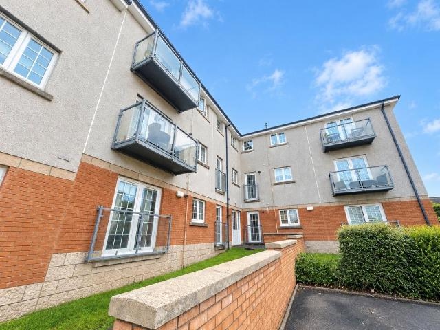 Stewartfield Gardens, Glasgow G74, 2 bed flat to rent, £995 pcm | PrimeLocation