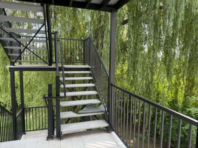 Ste Anne des Plaines Grand 4 1/2 Neuf à