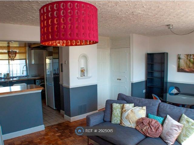 Stebondale Street, London E14, 3 bed maisonette to rent, £2,600 pcm | PrimeLocation