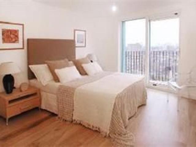 Steedman Street, London SE17, 2 bed flat to rent, £2,600 pcm | PrimeLocation