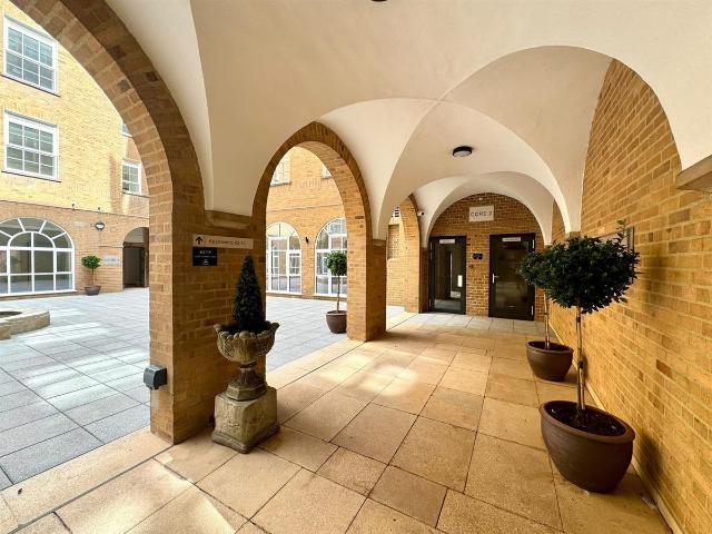 Steelhouse Lane, Birmingham B4, 1 bed flat to rent, £1,175 pcm | PrimeLocation