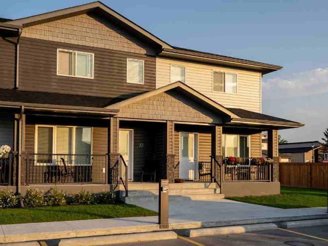 Steeltown Point 2 Bedroom Apartment for Rent at 900 Vaughan Ave, Selkirk, MB R1A 4N3