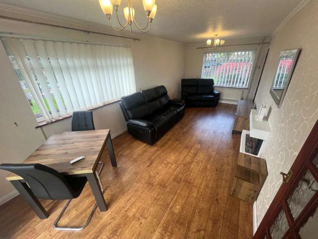 Steepfield, Cwmbran