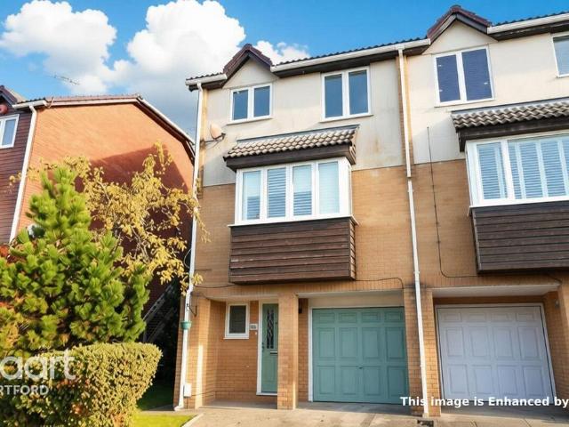 Steeple Heights Drive, Westerham 3 bed terraced house to rent £2,300 pcm £531 pw
