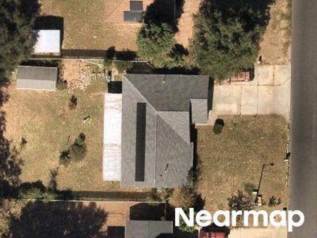 Steeplechase Dr