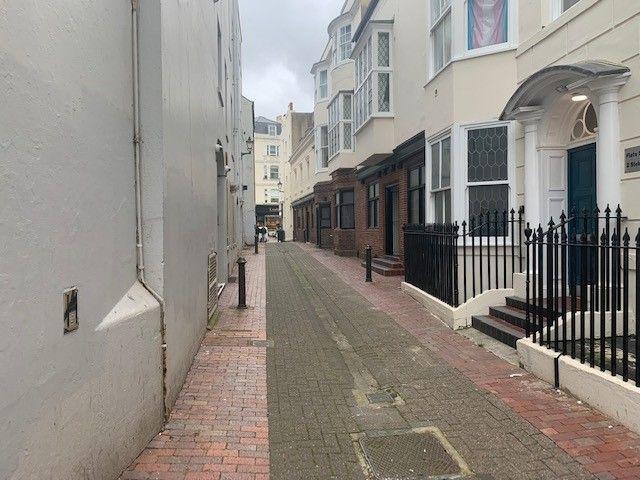 Steine Lane, Brighton BN1, 1 bed flat to rent, £1,295 pcm | PrimeLocation