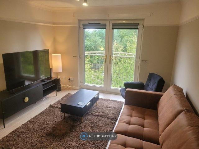 Stenhousemuir, Larbert FK5, 2 bed flat to rent, £790 pcm | PrimeLocation