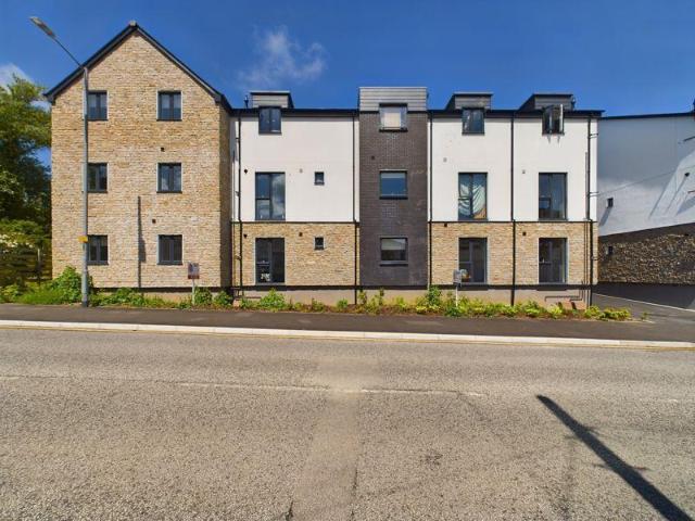 Stennack Place, St Ives 1 bed in a flat share to rent £635 pcm £147 pw