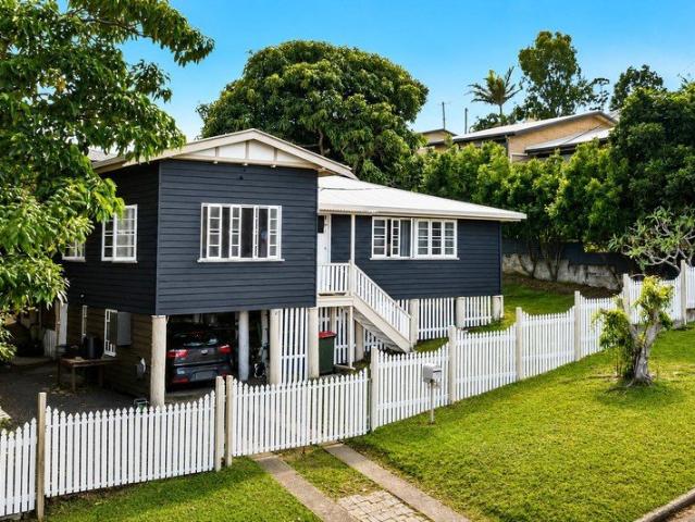 Step back in time and into coastal living at its best!