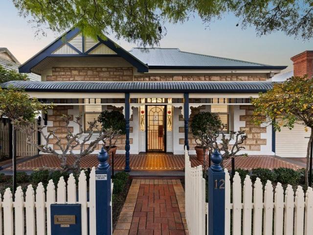 Step Inside Storybook Charm Where Function & Finish Feel Perfectly Aligned
