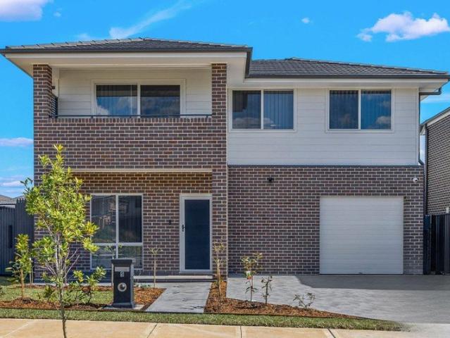 Step Into Luxury Living!