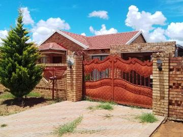 Step into this stunning 4 bedroom & 2 bathroom home, where style meets comfort