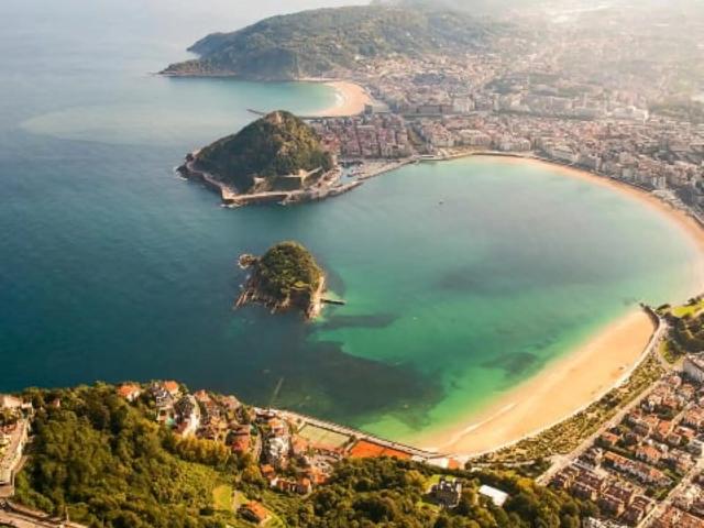 Stephouse San Sebastián Portuetxe, San Sebastian, Spain | Amber