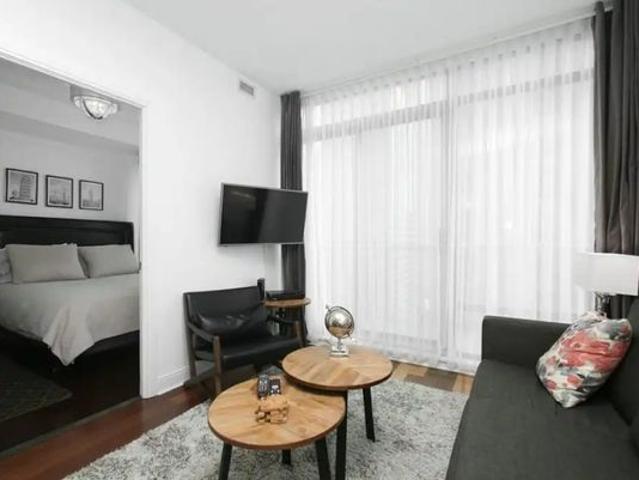 Stephen Has an Apartment