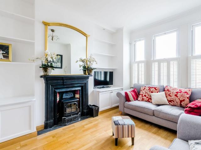 Stephendale Road, Sands End, London SW6, 2 bed flat to rent, £4,767 pcm | PrimeLocation
