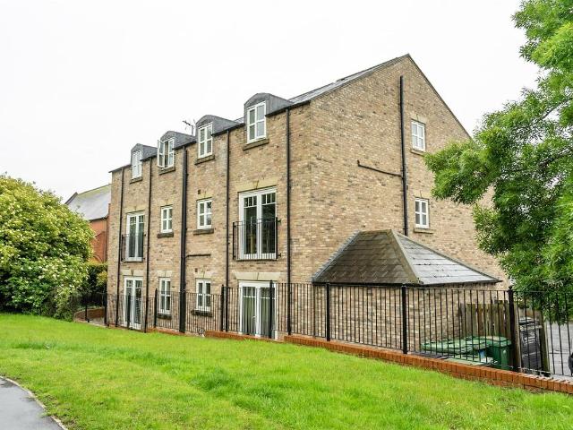 Stephenson Court, Stephenson Way, York YO26, 1 bed flat to rent, £1,100 pcm | PrimeLocation