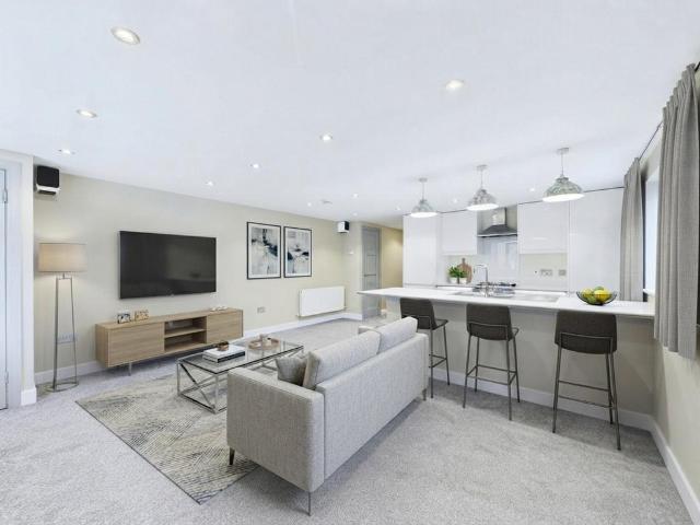 Sterling House, 41 London Street. 1 bed apartment to rent £1,400 pcm £323 pw