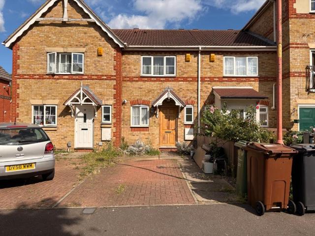 Stern Close, Barking 2 bed terraced house to rent £1,850 pcm £427 pw