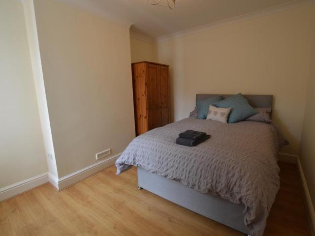 Sterte Road, Poole, Dorset, BH15 2AH 1 bed house of multiple occupation to rent £525 pcm £121 pw