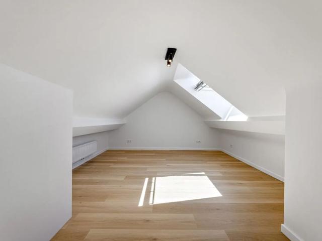 Stijlvol 1 slaapkamerappartement met terrasje nabij Station Gent Sint Pieters