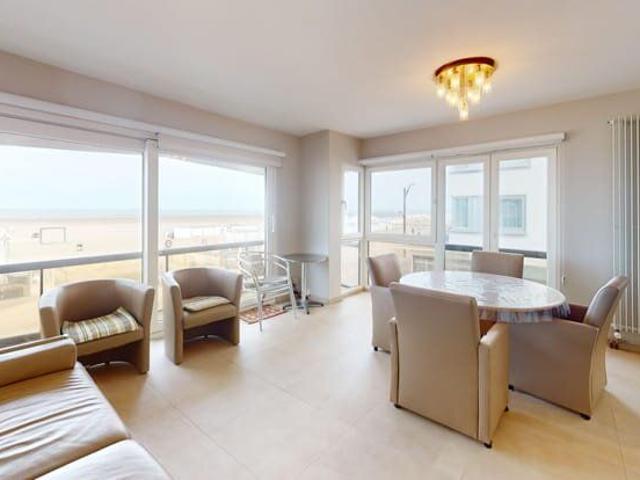 Stijlvol appartement met 2 slaapkamers en modern comfort.